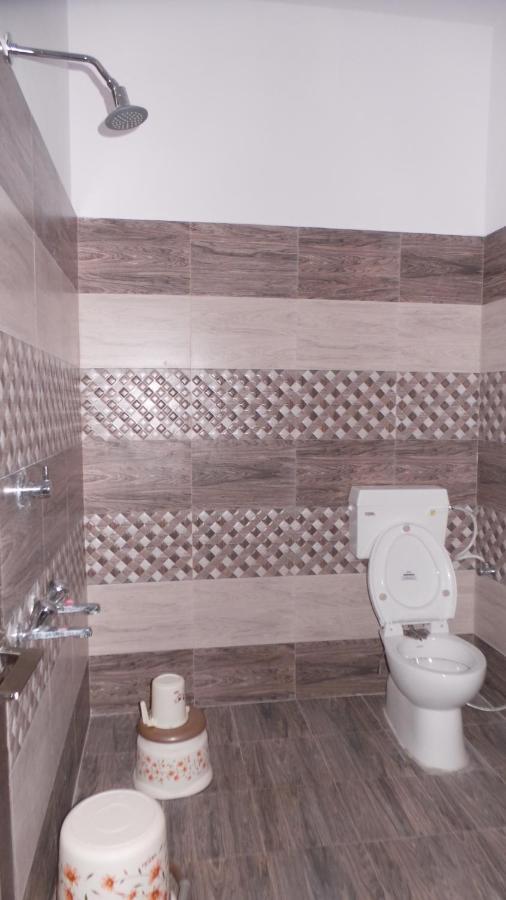 Hotelyashpalace Maihar Екстер'єр фото